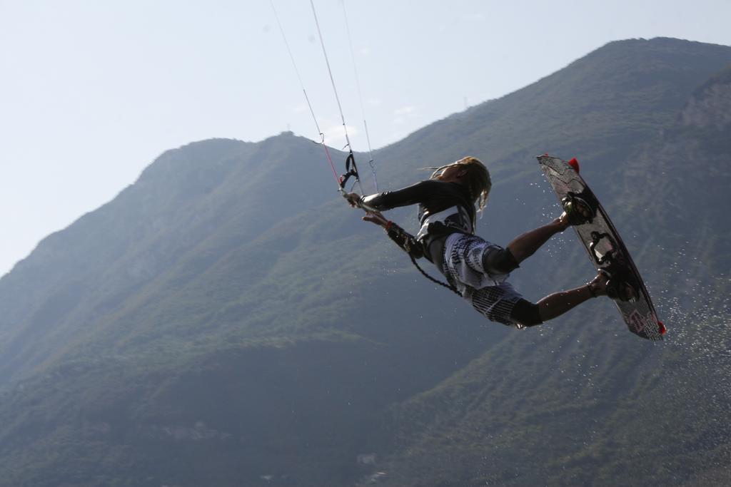 Kite & Lounge Hotel Club Da Baia 브렌조네 술 가르다 외부 사진